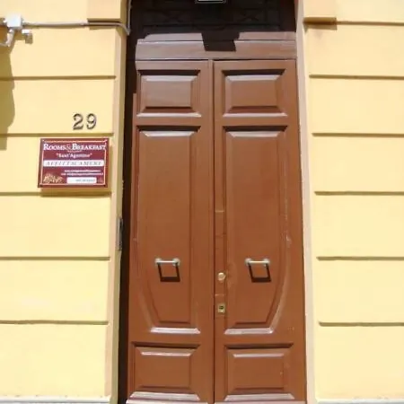 Sant'agostino فندق مبيت وإفطار 4*