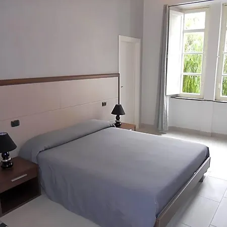 Sant'agostino 4*