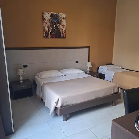 فندق مبيت وإفطار Sant'agostino ريجّو دي كالابريا